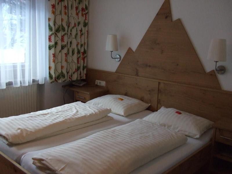 Hotel Garni Jagdhof Tux