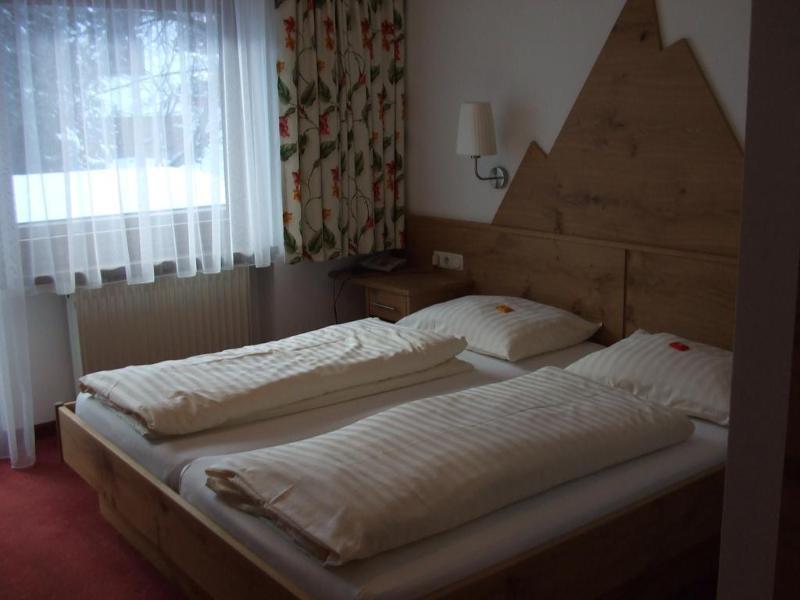 Jagdhof Pure Mountain Hotel 4*